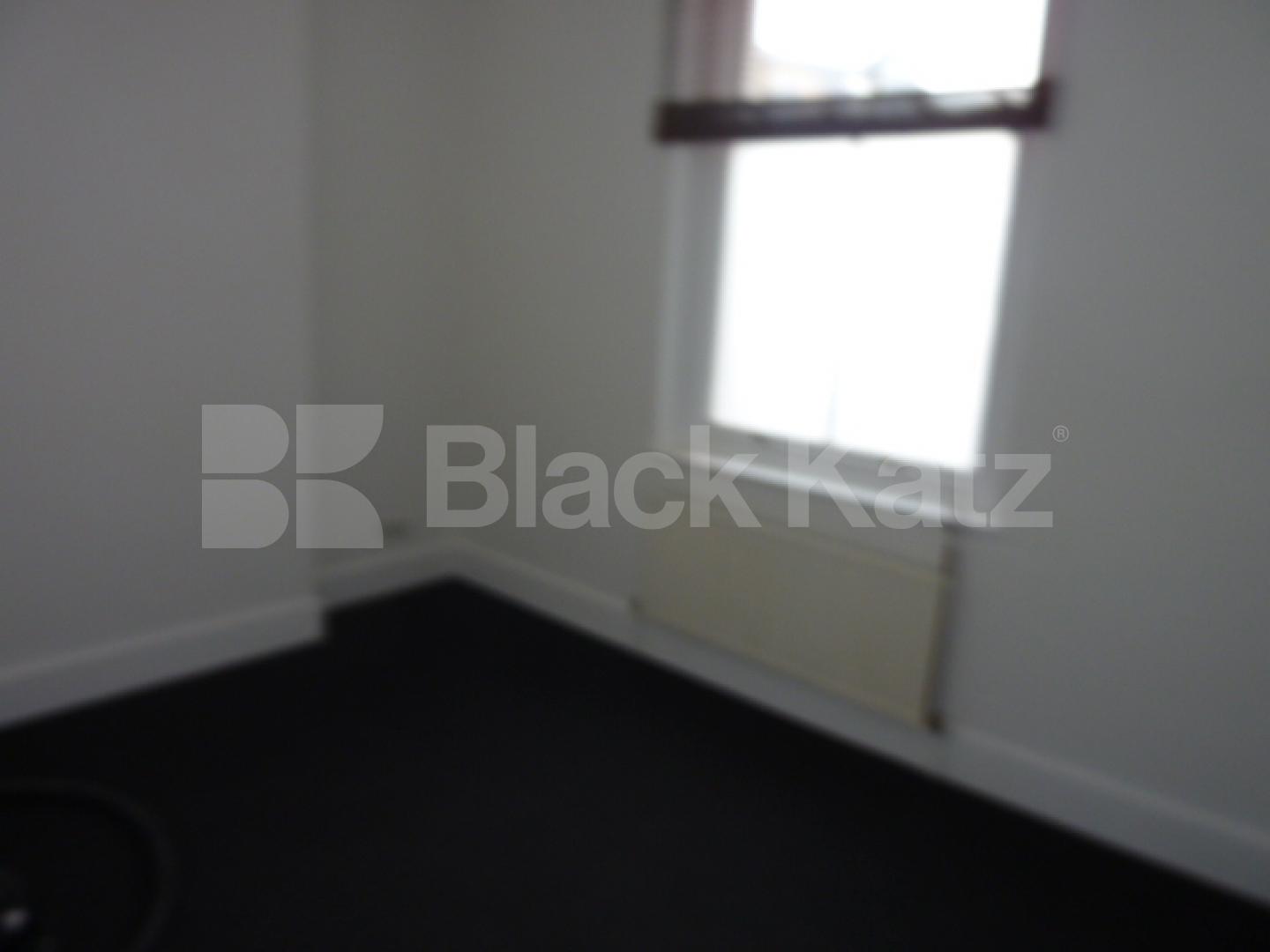 			Must See!!, 2 Bedroom, 1 bath, 1 reception Flat			 Goldney Road, Maida Vale